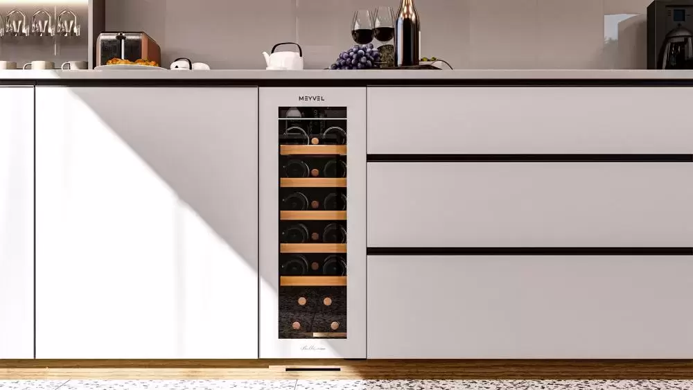 Винный шкаф компрессорный встраиваемый Meyvel MV19NH-KWT1